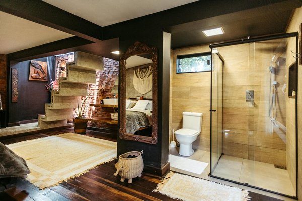 Quels sont les meilleurs conseils pour une randonnée dans les montagnes de la Cordillère Huayhuash, Pérou : équipements et itinéraires ?