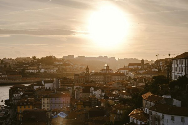Quels sont les meilleurs sentiers pour une randonnée en autonomie dans les montagnes de Snowdonia, Pays de Galles?